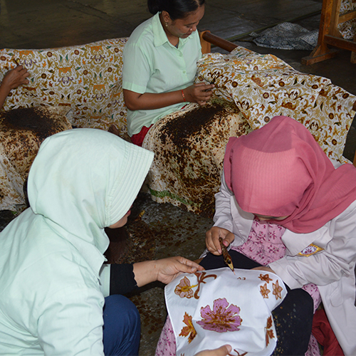 Batik Keris melestarikan budaya